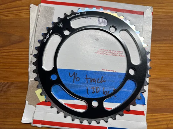 Sugino mc130-46t 130bcd 46t track chainring - Image 1
