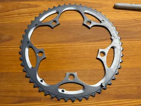 Shimano 130bcd 52t chainring  - image 1