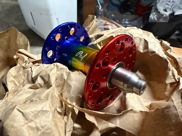 Phil rainbow anodized track hubs fixed 100/120 32h - Image 4