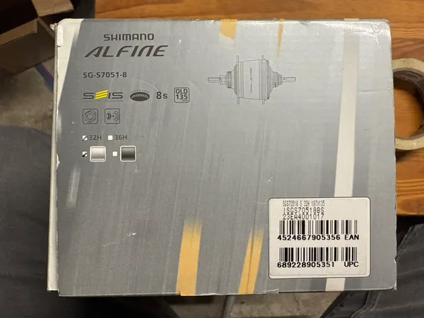 Shimano Alfine di2 8 speed hub silver 32h centerlock - Image 3