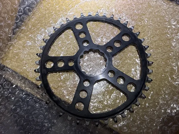 White industries mr30 42t narrow wide tsr 42t black - Image 1