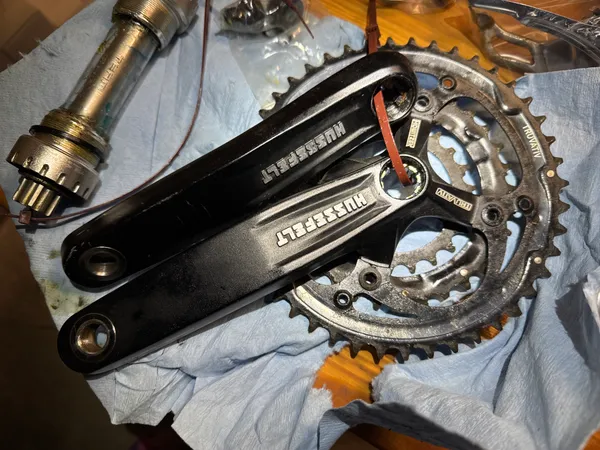 SRAM hussefelt fat bike triple crank set, bb, 3x9 deore rear derailleurs slx front , microshift 3x9 thumbies, 170 cranks - Image 2