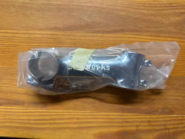 Sim works 110 31.8 threadless stem - Image 1