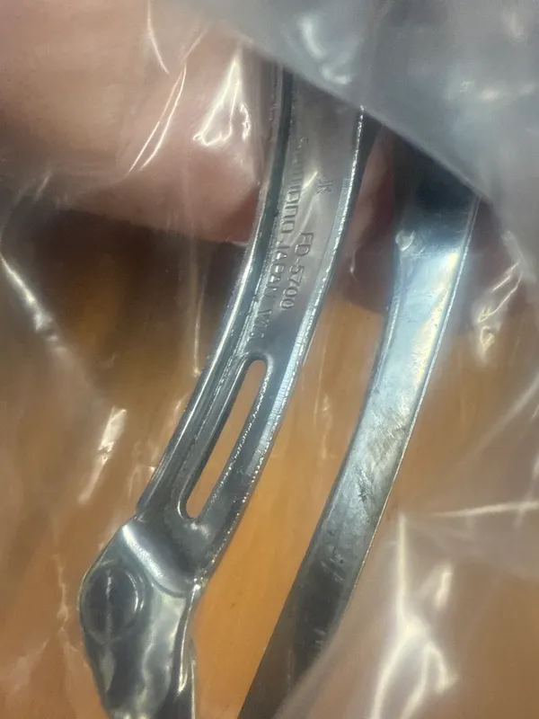 Shimano 105 fd-5700 front derailleur  - Image 2