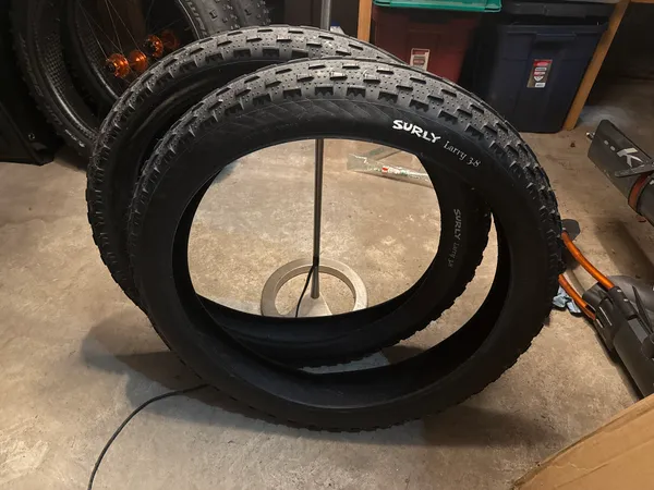 Surly Larry 26x3.8 - Image 1