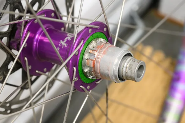 Velocity Blunt 35 650b Wheelset - Hope Pro 4 Hubs - Custom Ano - Image 11