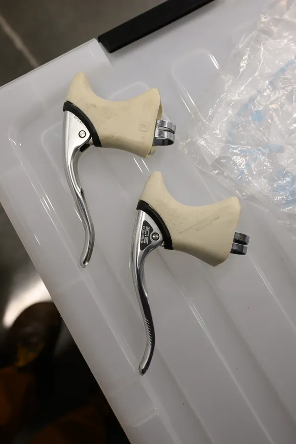 Shimano BL-1051 Brake Levers with White Hoods - Image 1