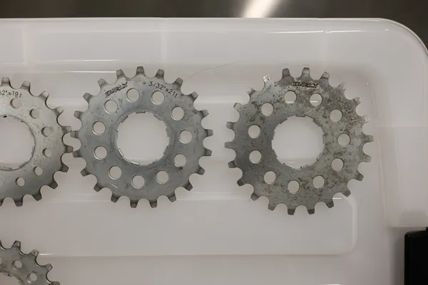 Surly Single-Speed Cogs Kit (17, 18, 22) and small spacer kit - Image 2