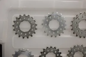 Surly Single-Speed Cogs Kit (17, 18, 22) and small spacer kit - image 3