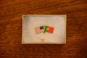 Pin with Portuguese and American Flags
